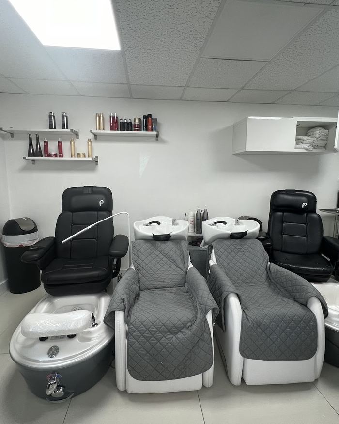 Pedicure stations